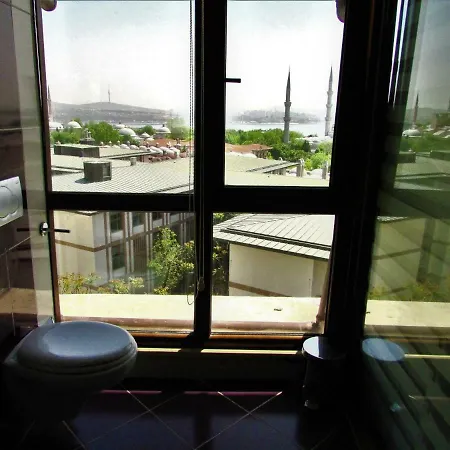 Lausos Sultanahmet 4*