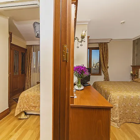 Lausos Sultanahmet Szálloda 4*