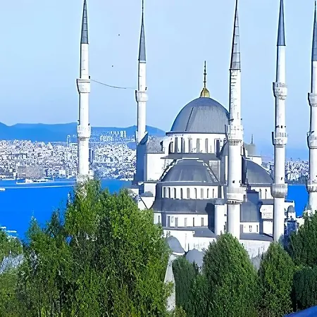 Lausos Sultanahmet Otel 4*