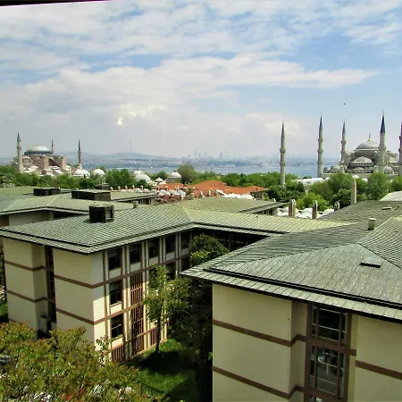 Lausos Sultanahmet 4*