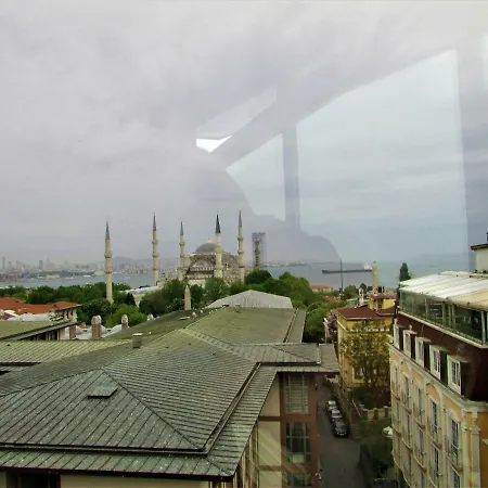 Lausos Sultanahmet 4*