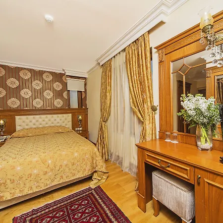 מלון Lausos Sultanahmet 4*