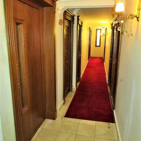 מלון Lausos Sultanahmet 4*